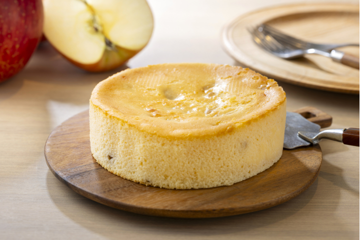 林檎と胡桃のチーズケーキ